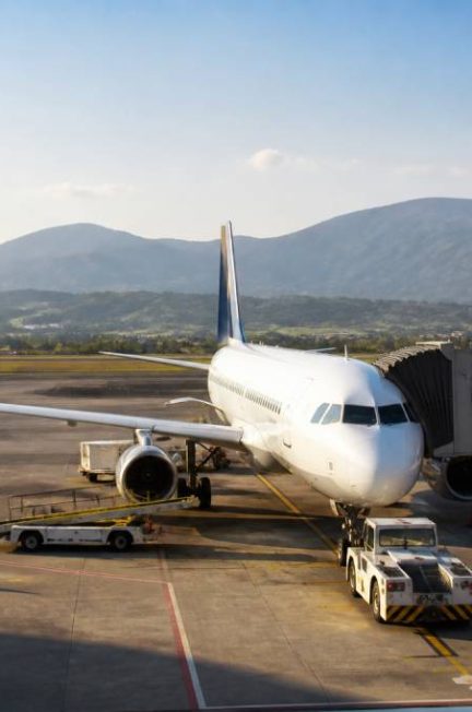 Aeroport peloponnese : guide des vols, transferts et accès aux principales destinations en Grèce