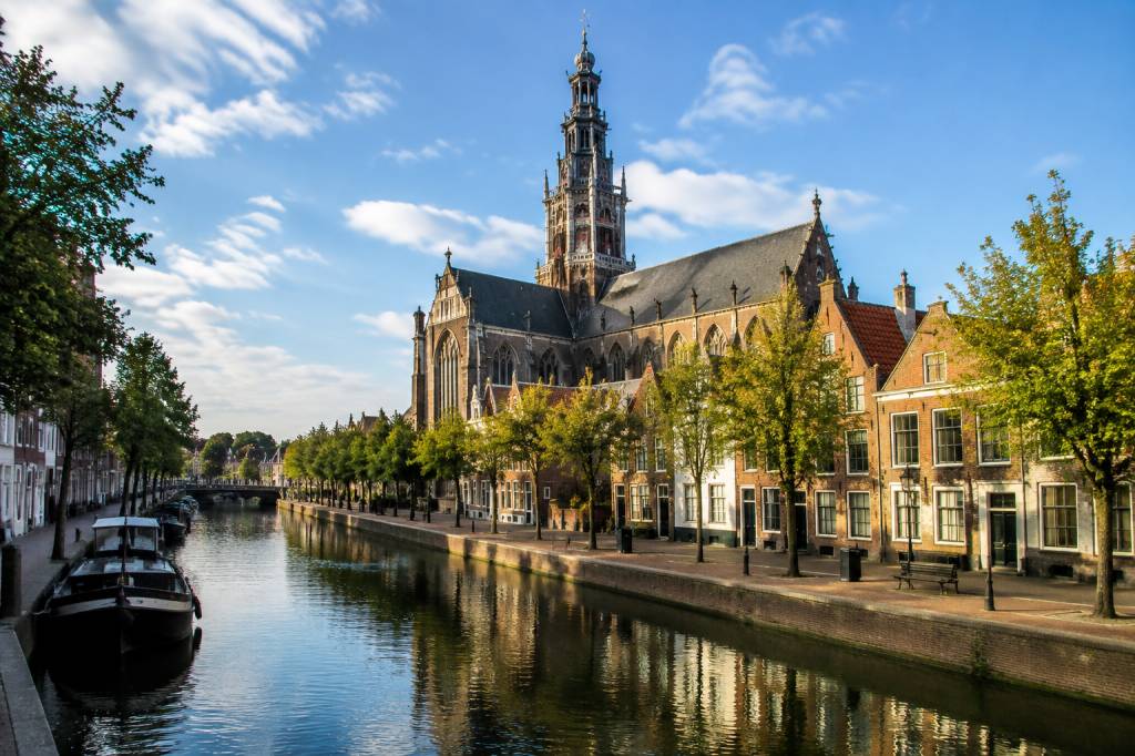 Que faire à Den Bosch : les lieux incontournables à visiter dans la ville néerlandaise